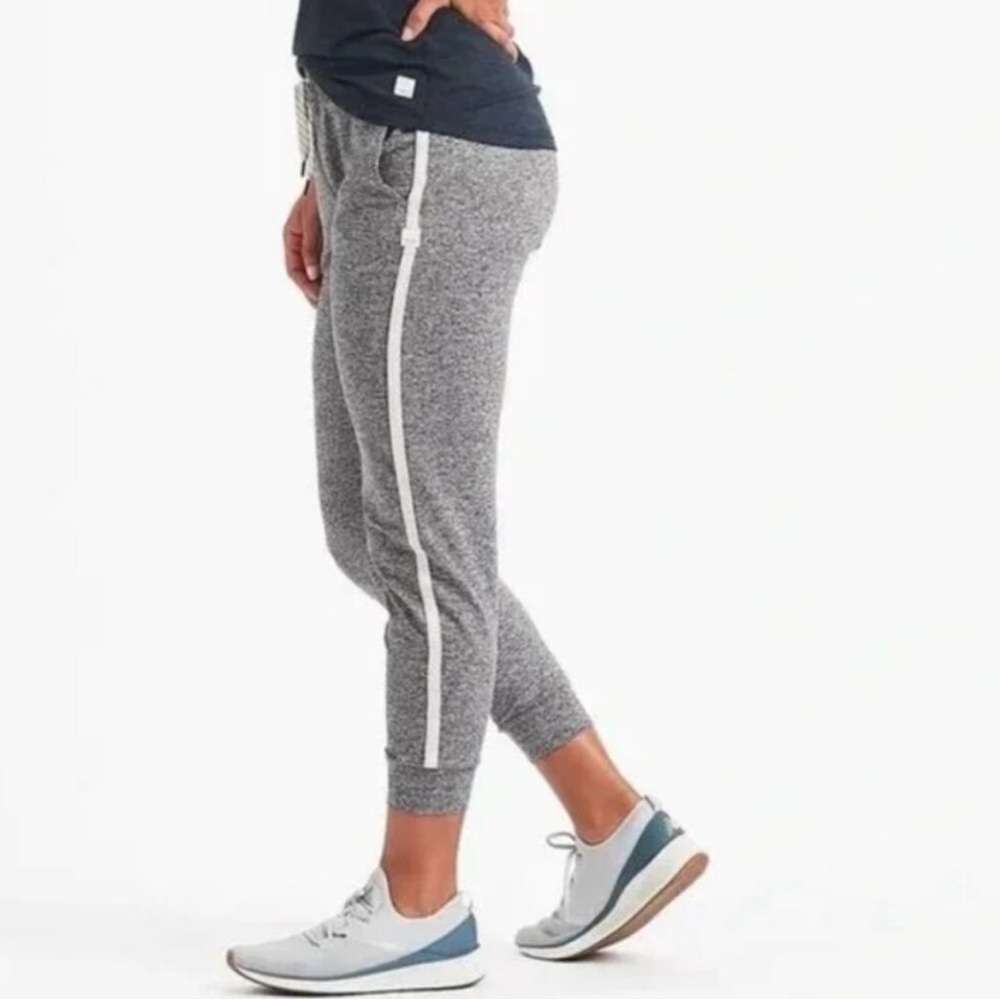 Vuori Grey Heather Natural Stripe Limited Edition Jacket and Joggers SET